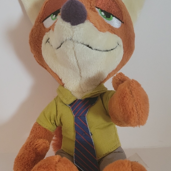 Nick Wilde Zootopia Plush Big Feet Disney Parks Stuffed Animal Fox Toy 9" - Picture 2 of 5